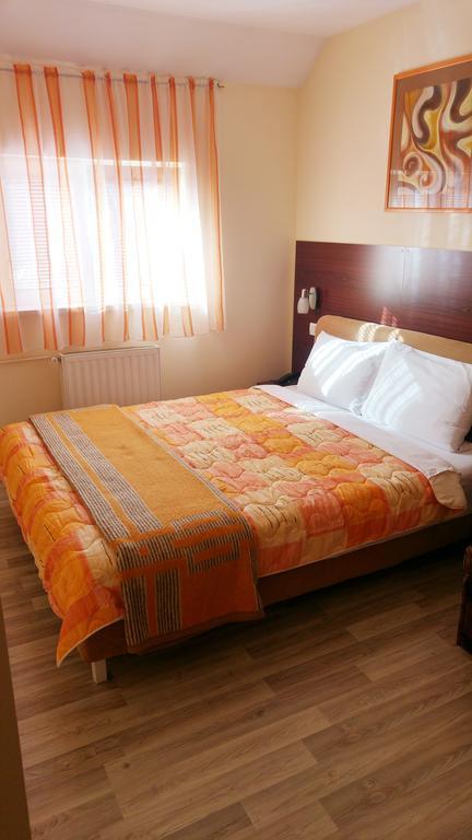 Hotel Cile Колашин Экстерьер фото